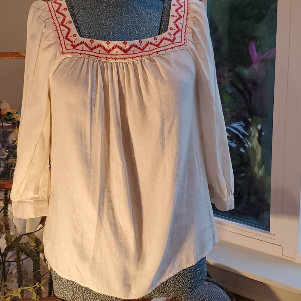 Universal Threads Square Neck Embroidered Blouse
